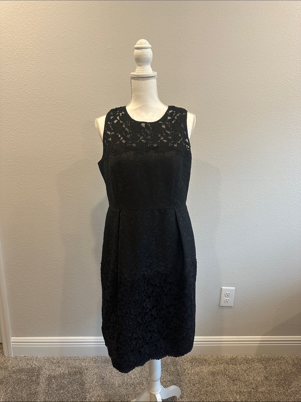 White House Black Market Black Lace Midi Dress